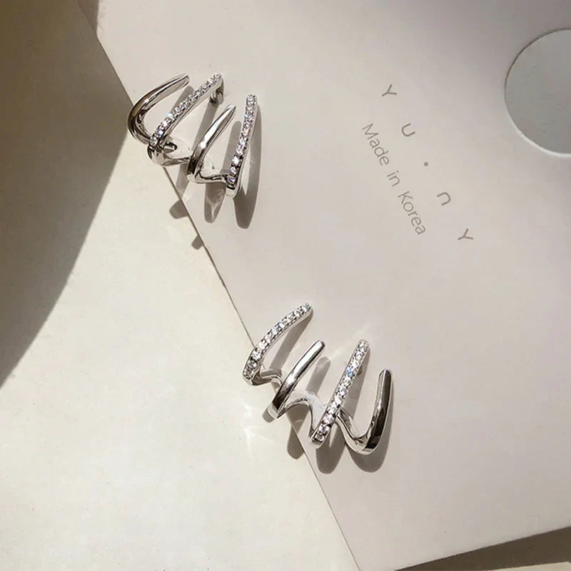 Trendy Attic Store01 women's earrings and ear studs featuring modern, fresh style with delicate design and shiny finish.