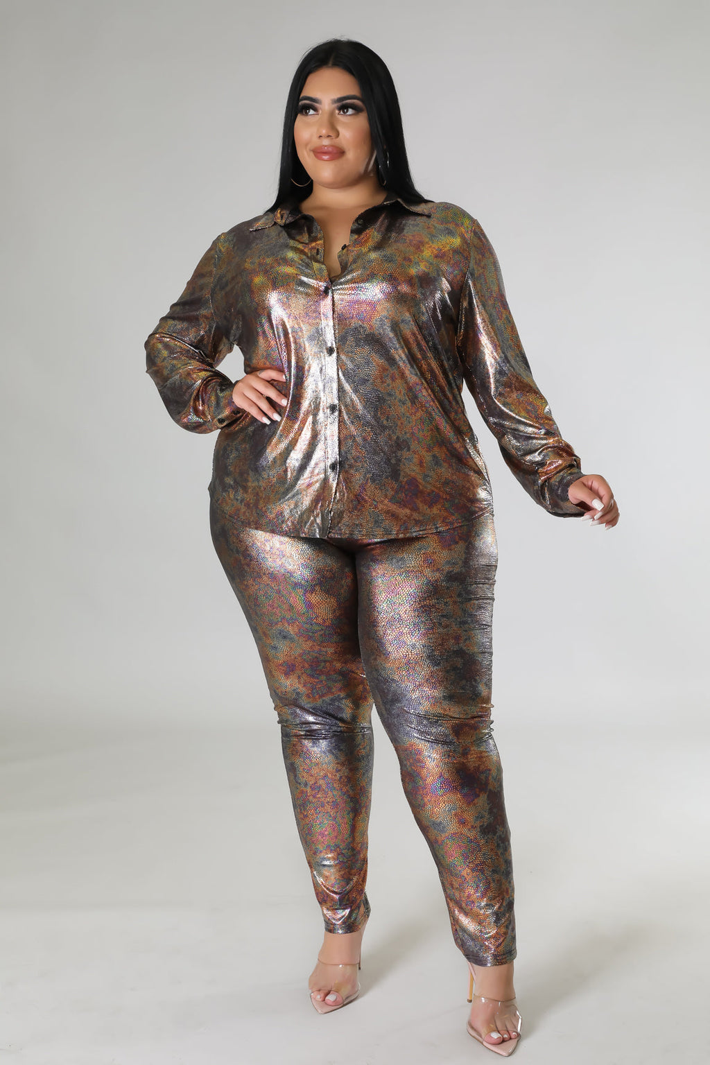 Plus size Amilia Love Pant Set by Fasheabe, featuring comfortable matching top and pants in a stylish fabric.
