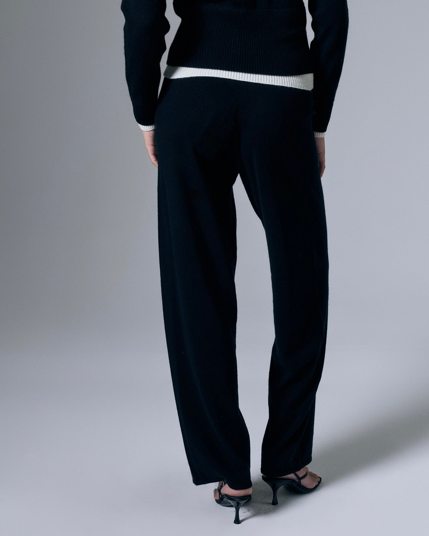 Artless Forever Tove layered cashmere pants, showcasing soft, luxurious fabric and stylish layered design in a relaxed fit.