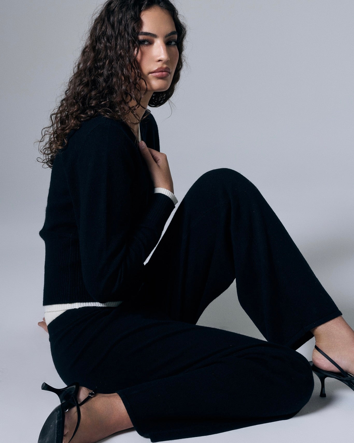Artless Forever Tove Layered Cashmere Pant in soft, cozy cashmere with a layered design, shown on a model.