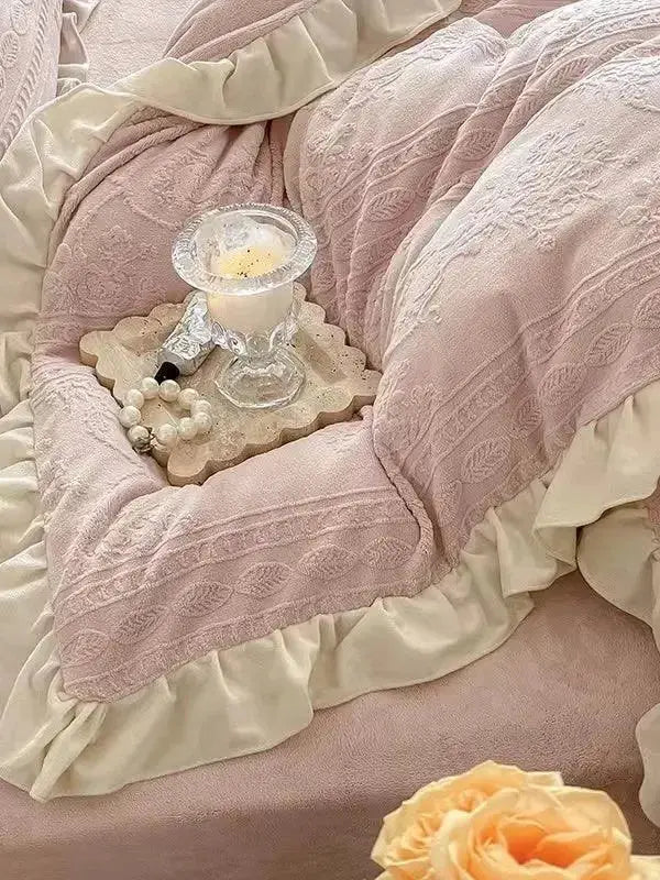 Luxurious 3D printed coral fleece 4-piece bed set by Plush Fashion Hub, soft flannel comforter bedding for cozy bedroom decor.