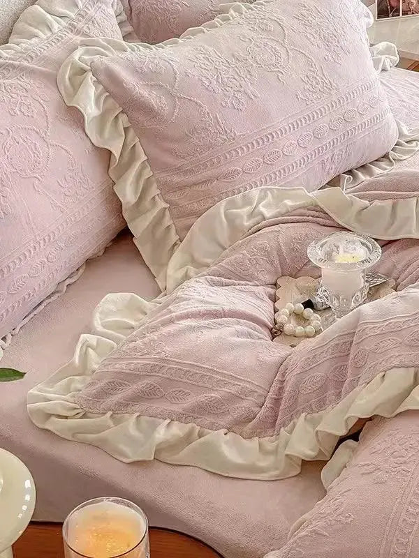 Luxurious 3D printed coral fleece 4-piece bed set by Plush Fashion Hub featuring soft flannel comforter and matching pillowcases.