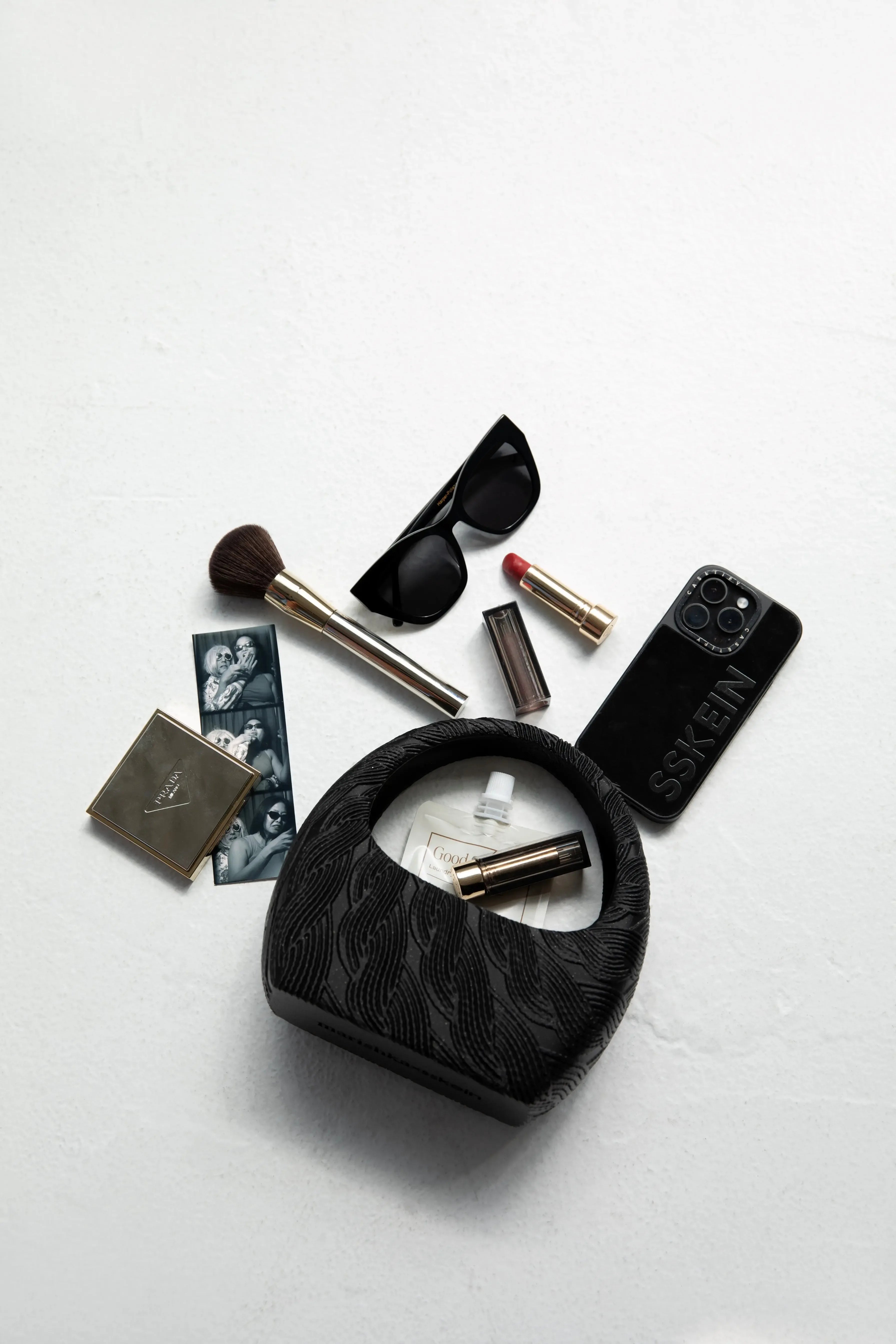 MARION 3D PRINT CABLE HANDBAG - Plush Fashion Hub