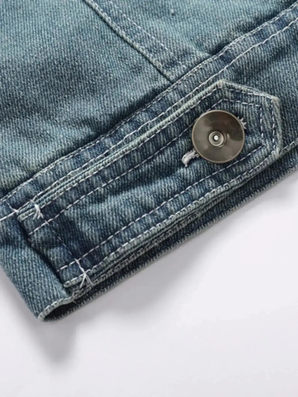 Men's denim jacket with faux fur collar, insulated rugged winter outerwear by Trendsi, featuring classic denim design and warm lining.