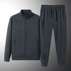 Men's plush fashion hub two-piece sweatshirt and jogger set, soft stretch lounge suit for spring and autumn.
