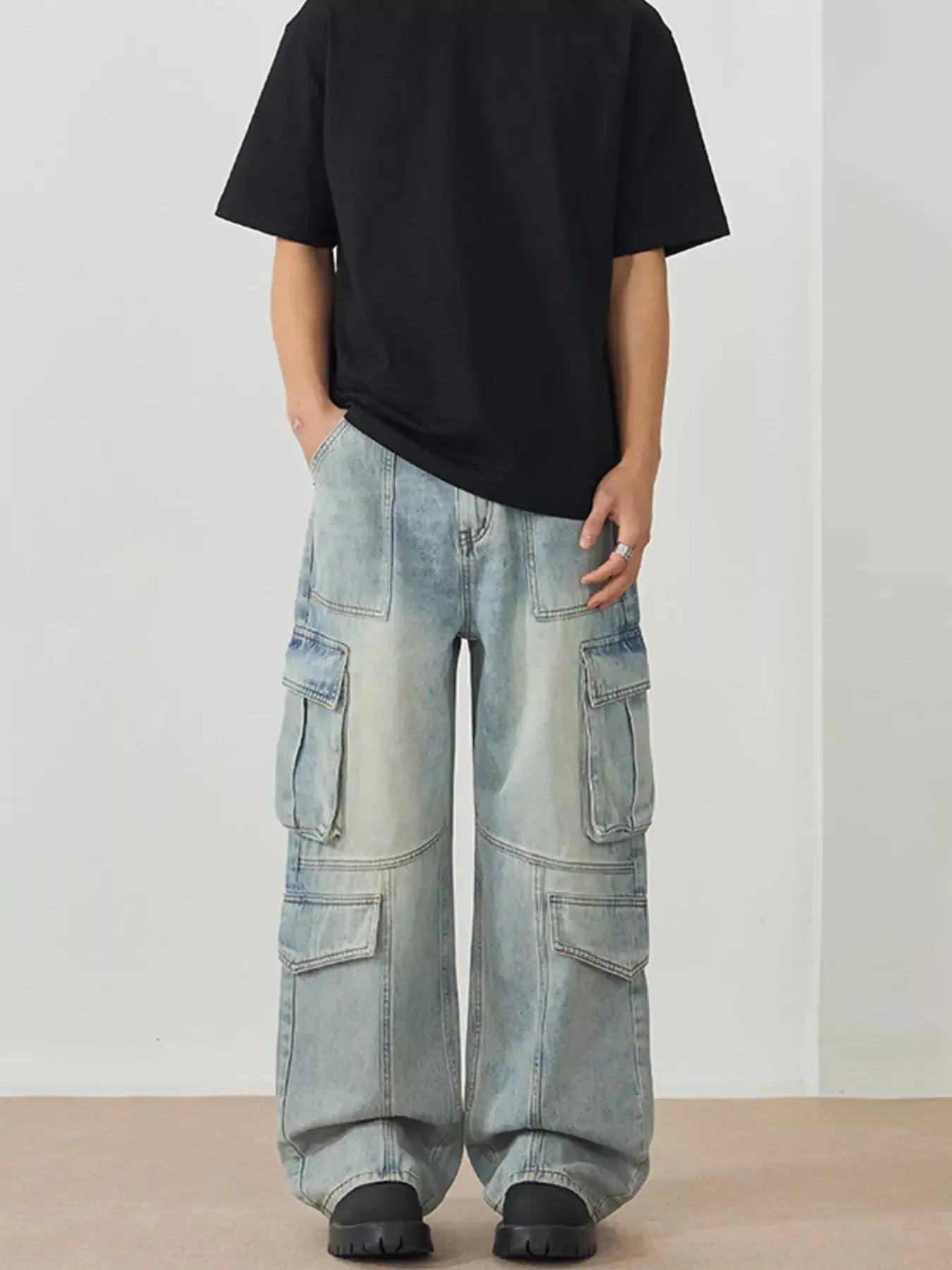 Men's Wash Wide Leg Cargo Jeans - Plush Fashion Hub