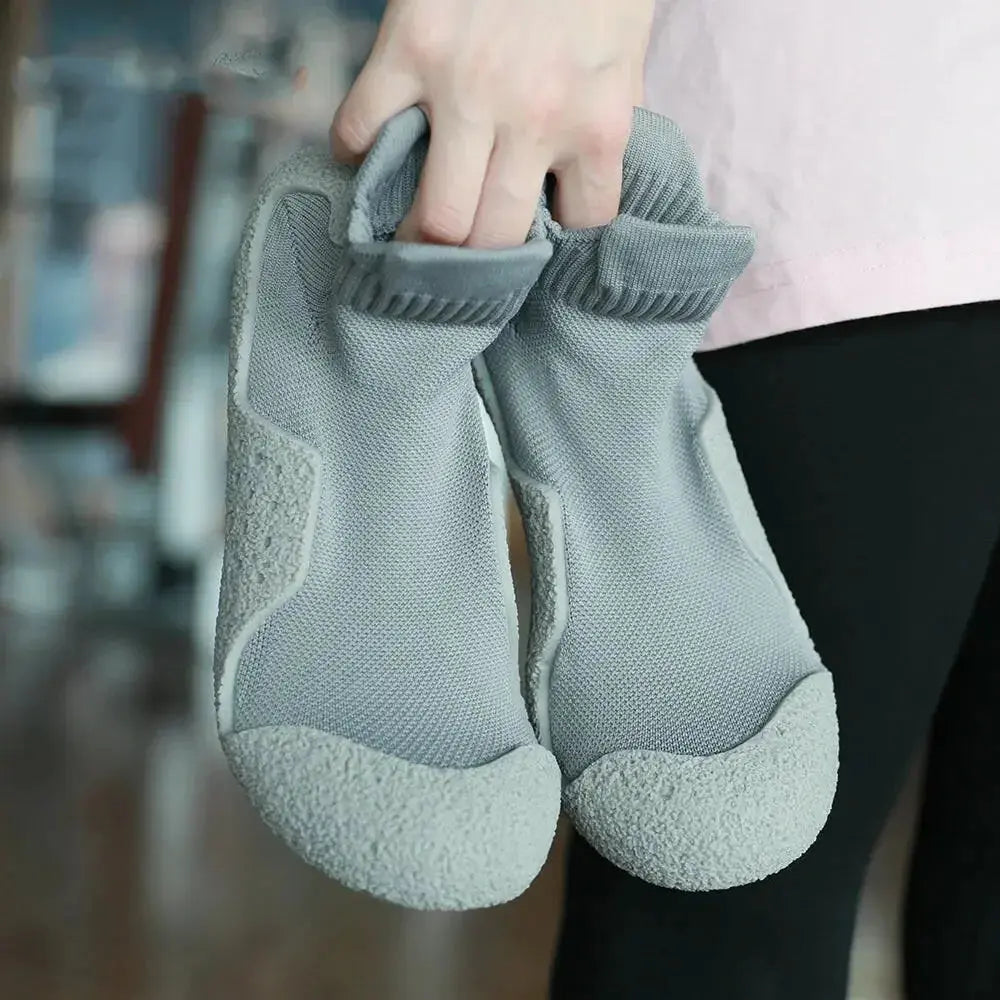 Lightweight Plush Fashion Hub athletic sneakers with breathable, non-slip soles designed for yoga and fitness activities.