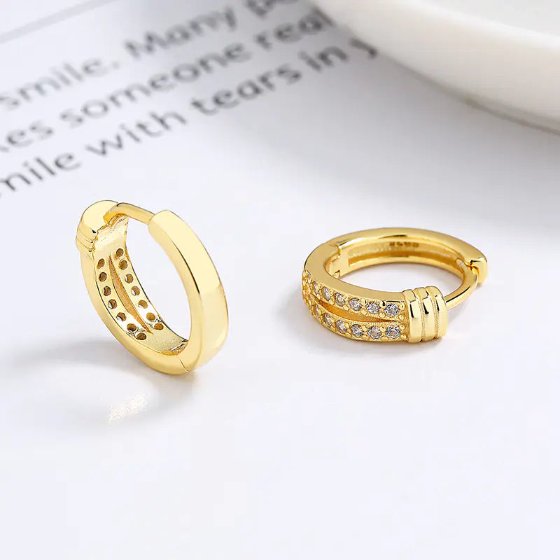 925 silver knot diamond earrings featuring sparkling diamonds and intricate knot design, crafted by Plush Fashion Hub.