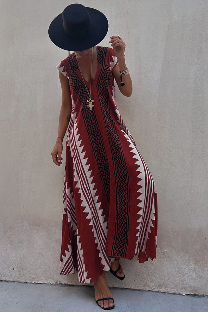 Casual women's loose holiday dress from Wanita Store, featuring a relaxed fit and comfortable fabric for everyday wear.