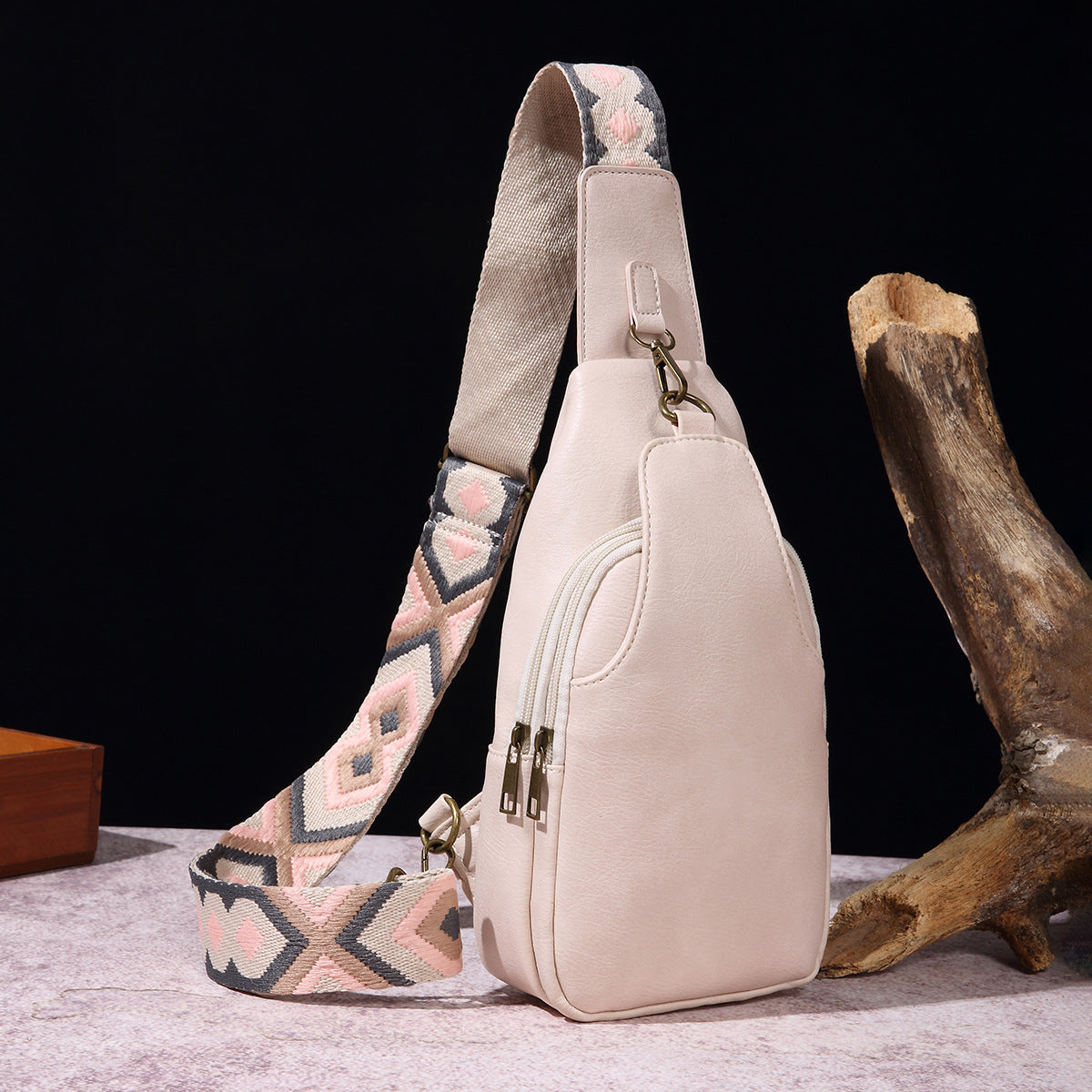 Ladies casual solid color crossbody bag by Wanita Store, vintage bohemian style with a comfortable waist bag design.