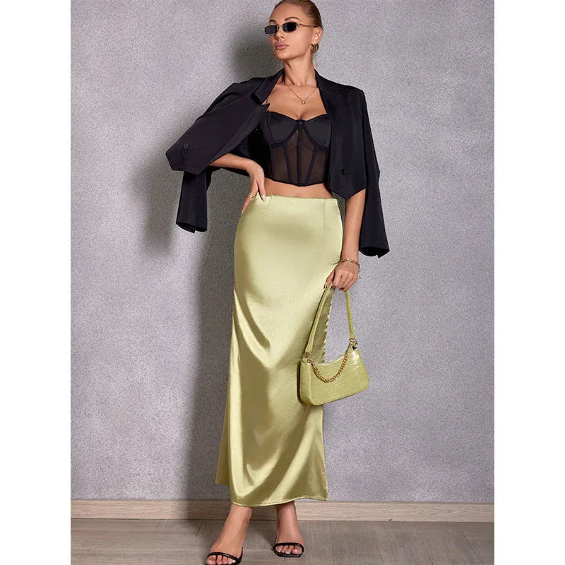 Bella Mia women’s satin hip skirt in artificial silk, perfect for spring and summer casual wear, with a smooth satin finish.