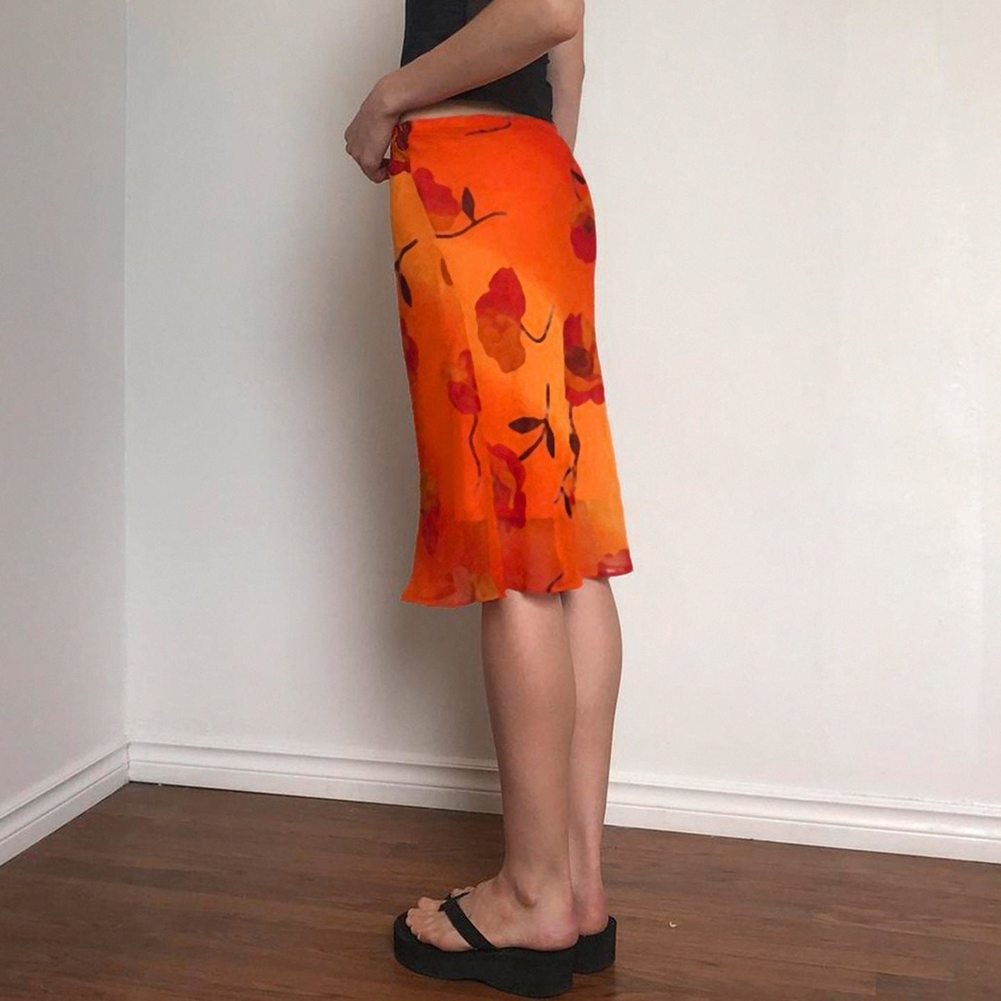 Chinese retro floral print chiffon midi skirt with contrast color details, perfect for vacation and casual wear.