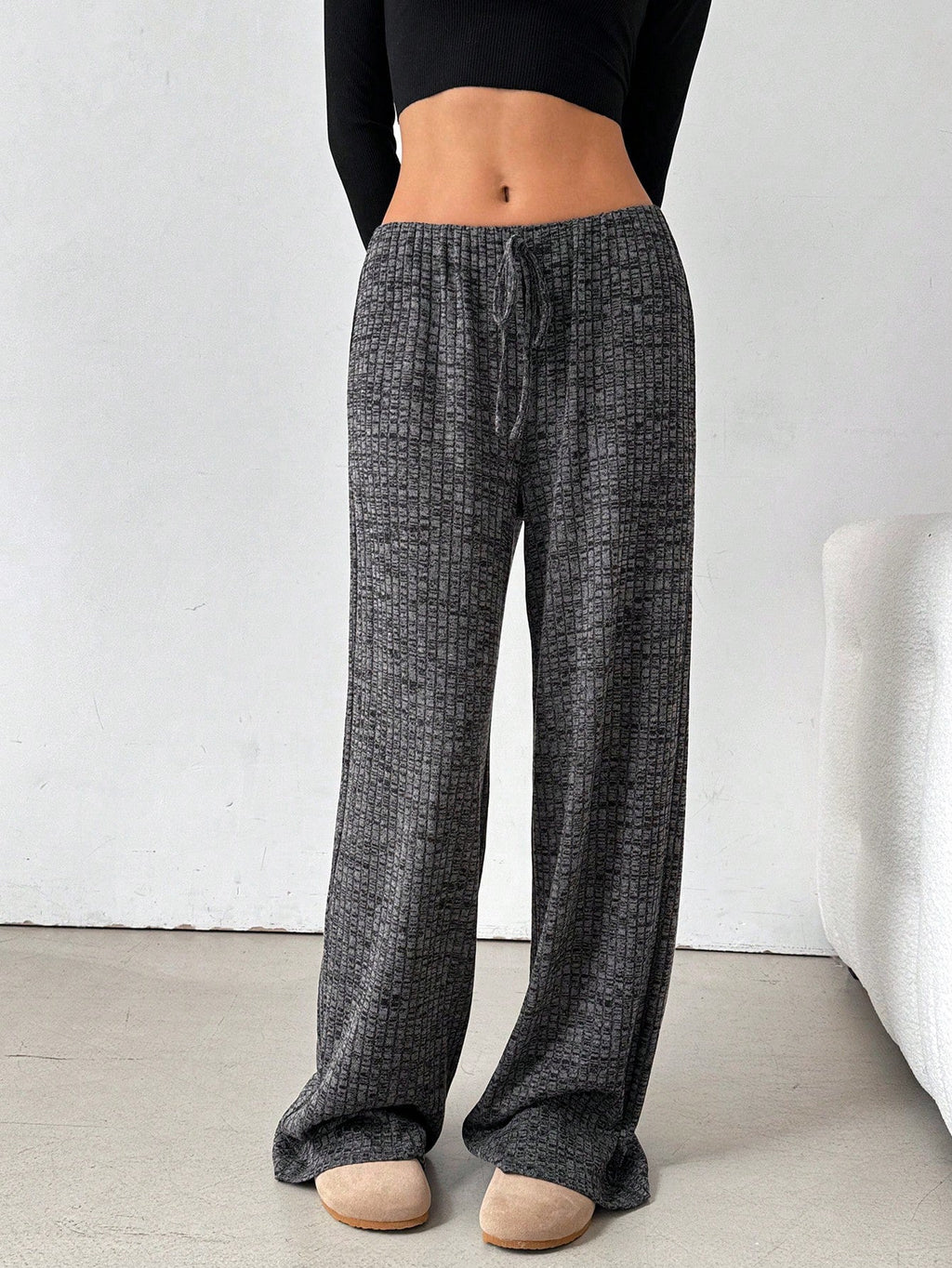 Wanita Store women's casual striped straight-leg pants with rubber band waist and drawstring, suitable for autumn and winter wear