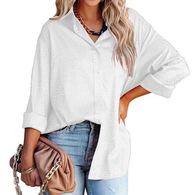 Women’s satin long sleeve shirt with gravel pattern, loose fit, and autumn comfort from Bella Mia.