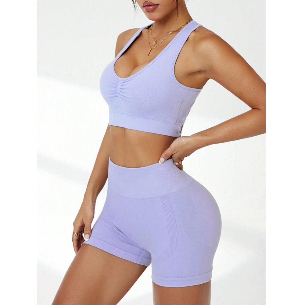 Bella Mia shockproof push-up yoga shorts for women featuring seamless peach hip design and supportive workout exercise wear.