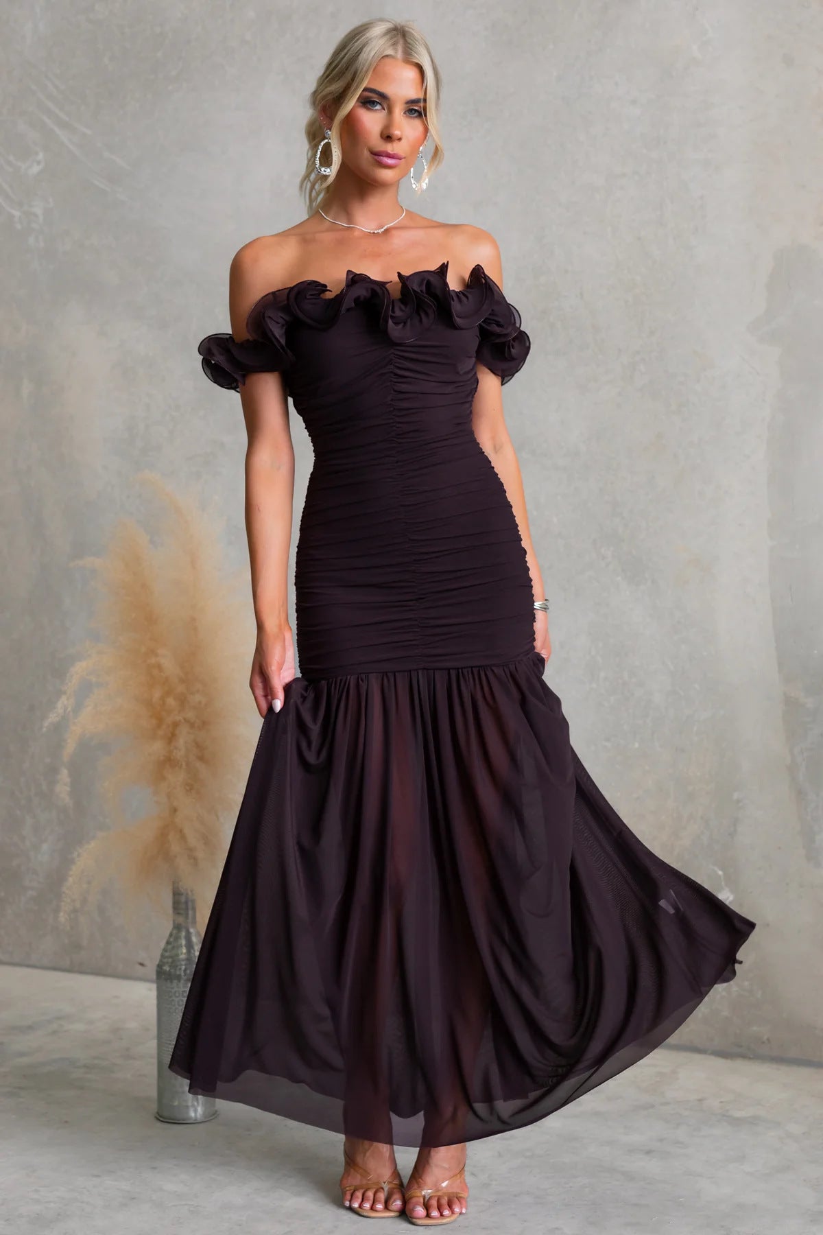 Solid color mesh off-shoulder dress by Plush Fashion, slim fit, perfect for summer vacation and stylish spring wear.