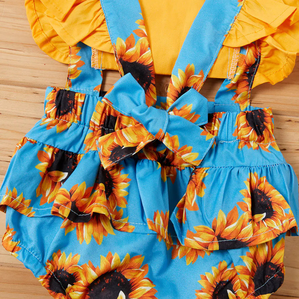 Girls' jumpsuit with suspenders by Trendy Attic Store01, featuring a stylish design and comfortable fit for girls.