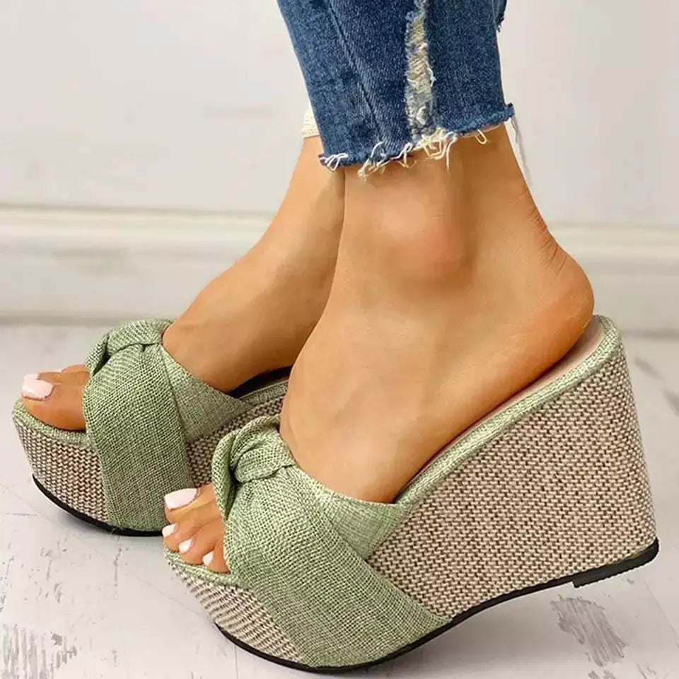 Fashion Slope women's bow sandals from Trendy Attic Store01, featuring stylish straps and a comfortable slip-on design.