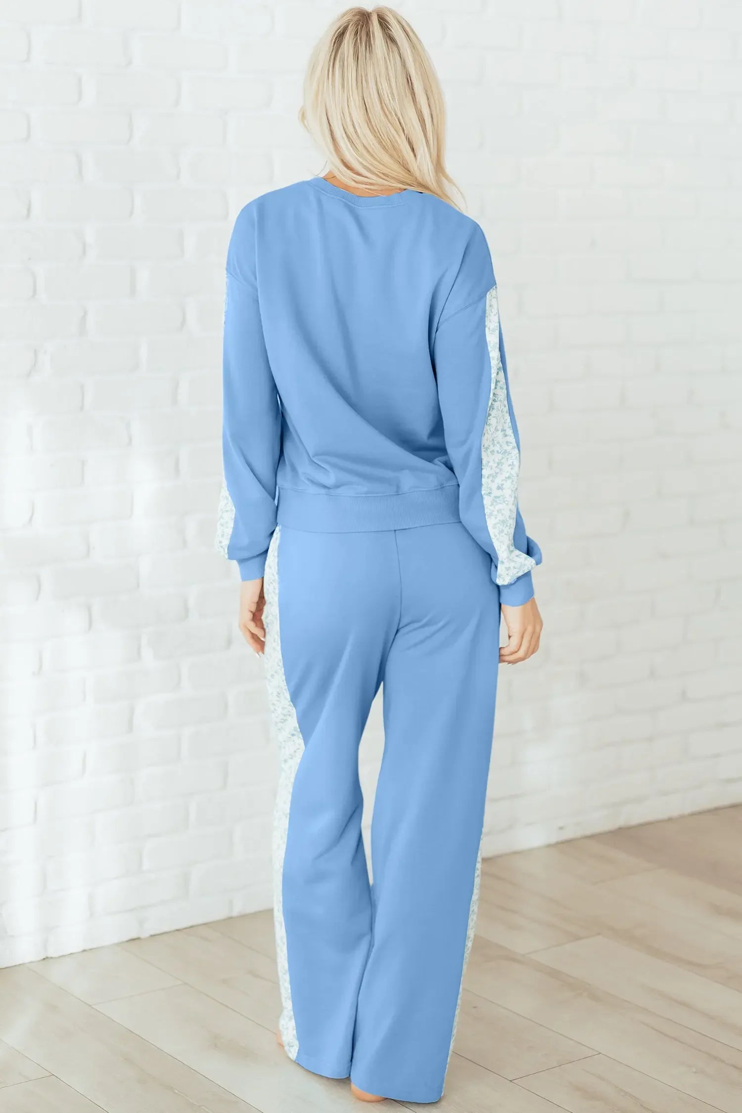 Robin and Sweatpants Lounge Set - Plush Fashion Hub