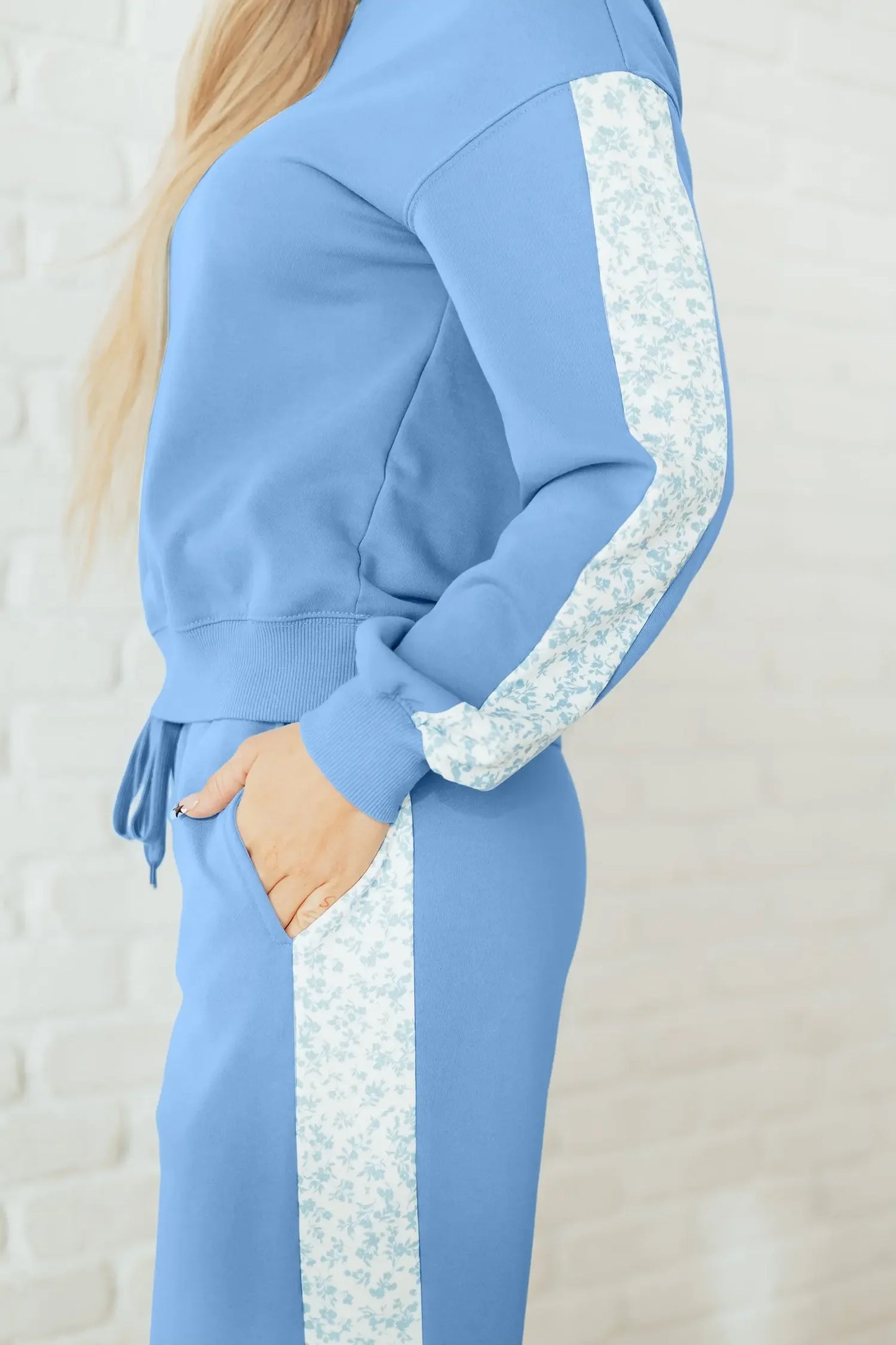 Robin and Sweatpants Lounge Set - Plush Fashion Hub