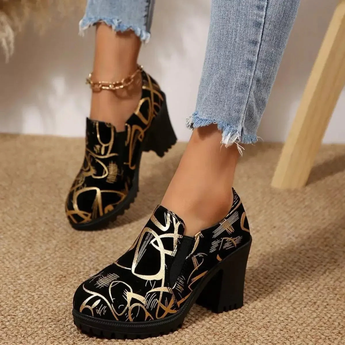 Round Toe Block Heels Pumps - Plush Fashion Hub