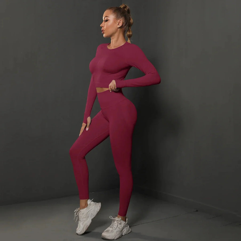 Women’s seamless long sleeve yoga top by Plush Fashion Hub, lightweight activewear with a fitted, comfortable design.