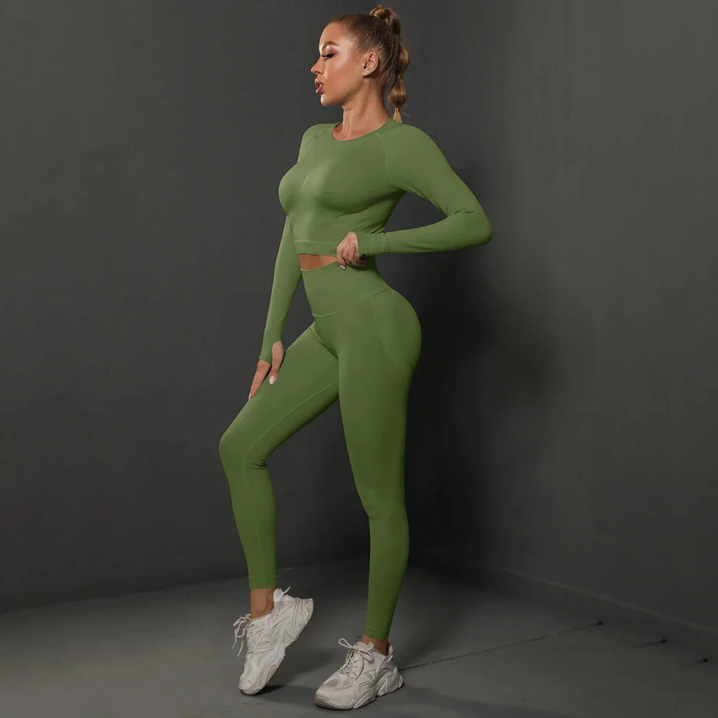 Seamless long sleeve yoga top for women by Plush Fashion Hub, made of breathable activewear fabric, ideal for workouts and yoga.