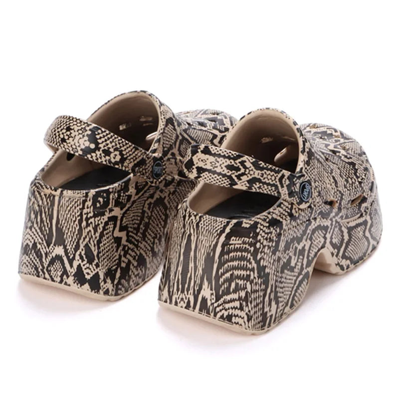 Leopard print thick-bottom clogs for women with closed toe, chunky platform heel, and high wedge design, summer 2023 footwear.
