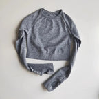 Seamless women’s yoga crop top in activewear from Plush Fashion Hub, featuring a fitted, stretchy design for comfortable movement.