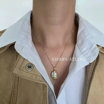 Simple Baroque Pearl Necklace - Plush Fashion Hub