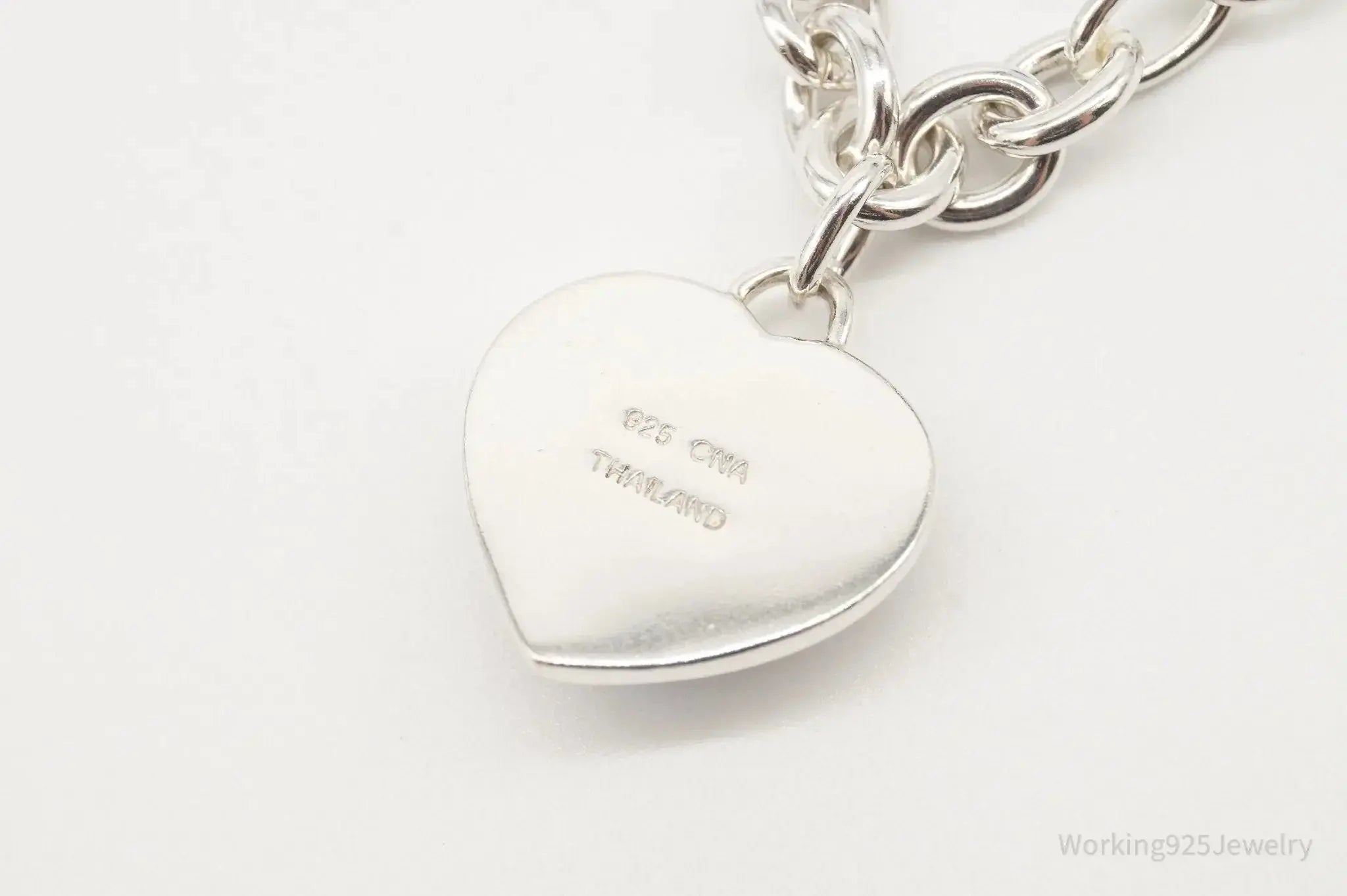 Vintage lavender jade heart chain link sterling silver bracelet with intricate design, crafted by Plush Fashion Hub.