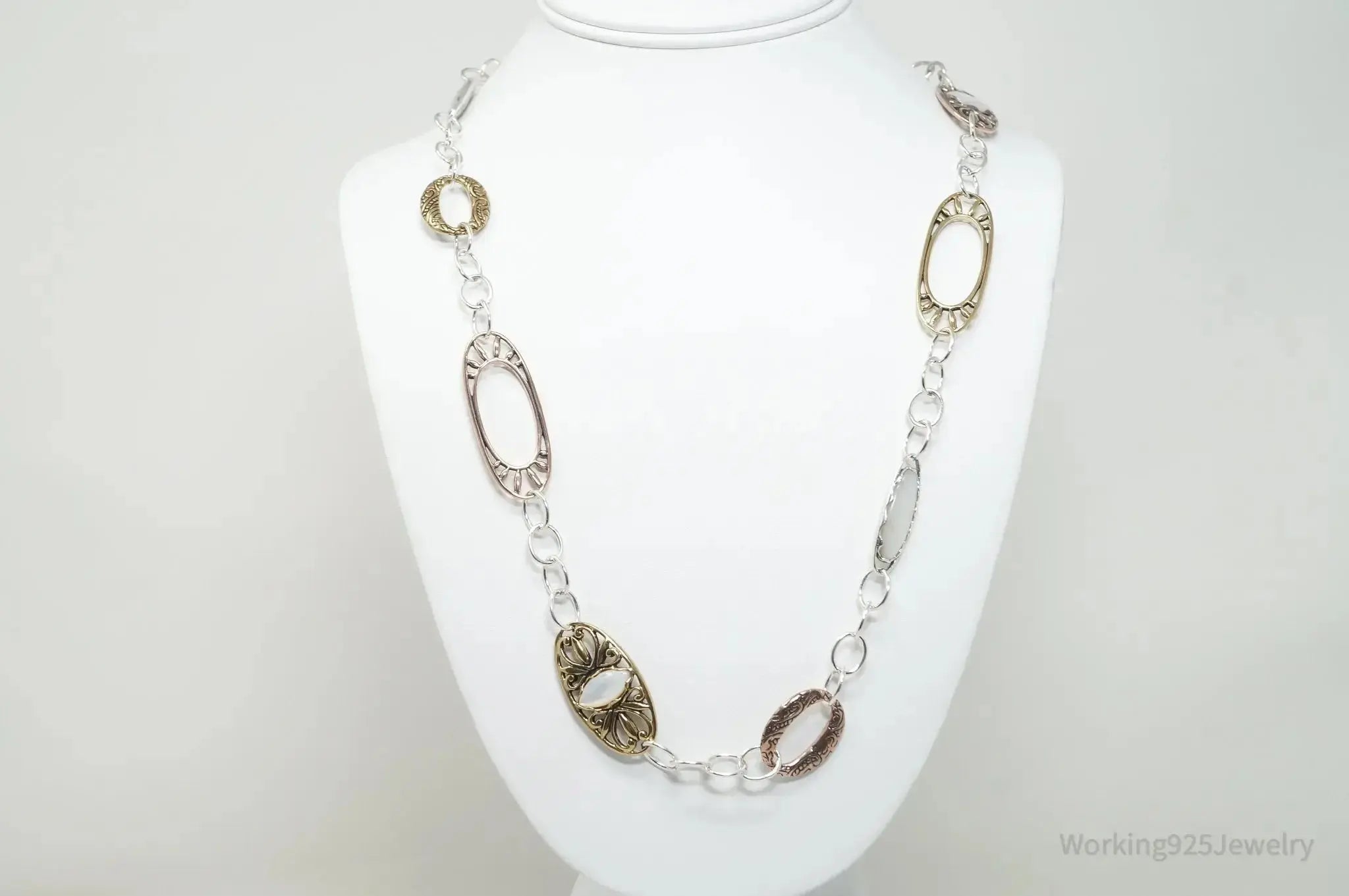Vintage Carolyn Pollack Sterling Silver Necklace from the Relios Collection, featuring intricate silver jewelry design.