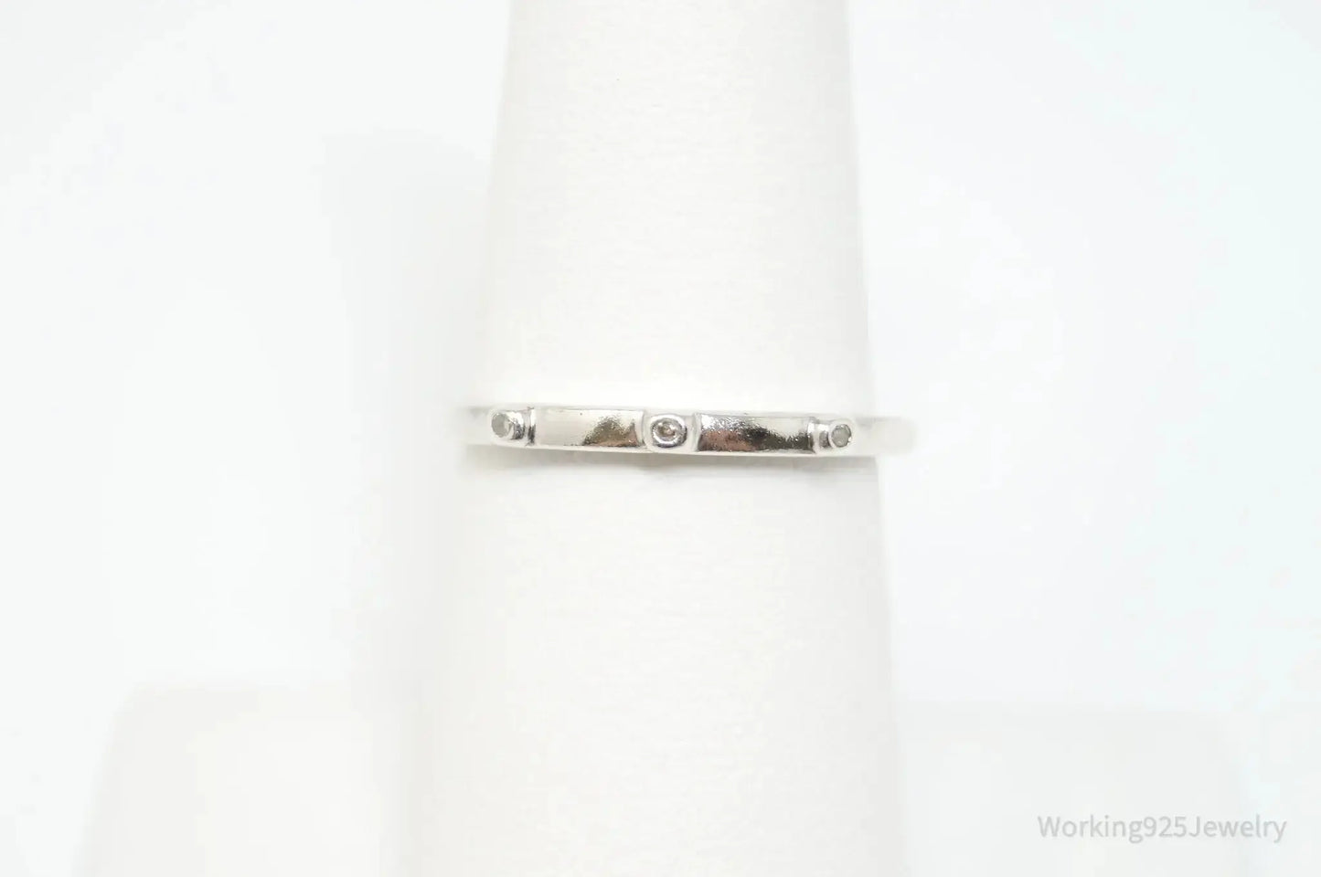 Vintage Designer Heng Ngai Diamond Sterling Silver Ring - Size 6.75 - Plush Fashion Hub