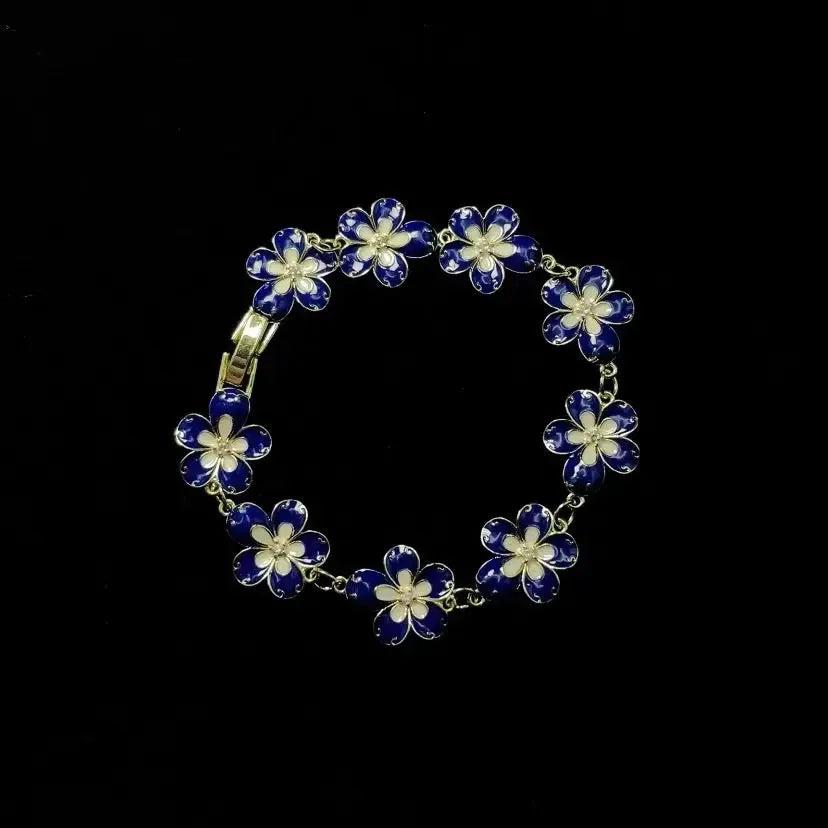 Vintage Small Peach Blossom Bracelet - Plush Fashion Hub