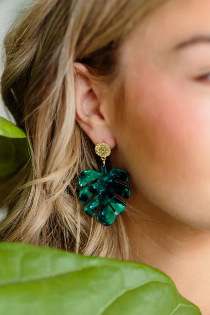 West Palm green earrings - Plush Fashion Hub