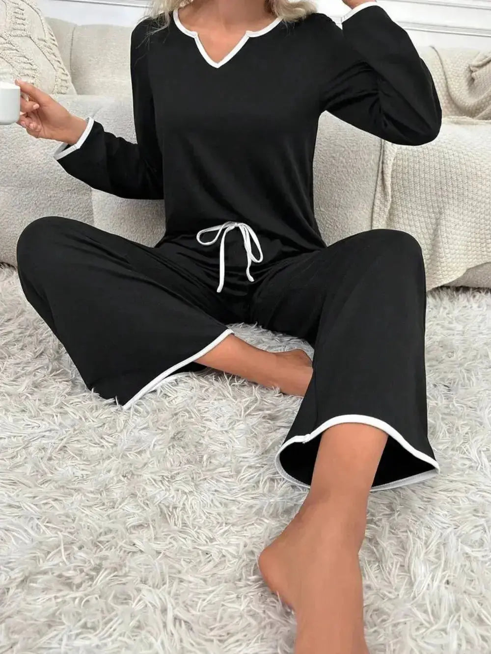 Women’s contrast trim long sleeve pajama set from Trendsi, soft stretch loungewear with comfortable fit and stylish design.