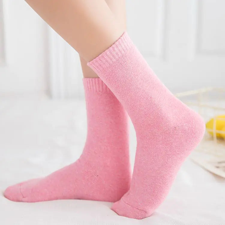 Thick cotton women's thermal socks for autumn and winter, cozy and warm, from Trendy Attic Store01.