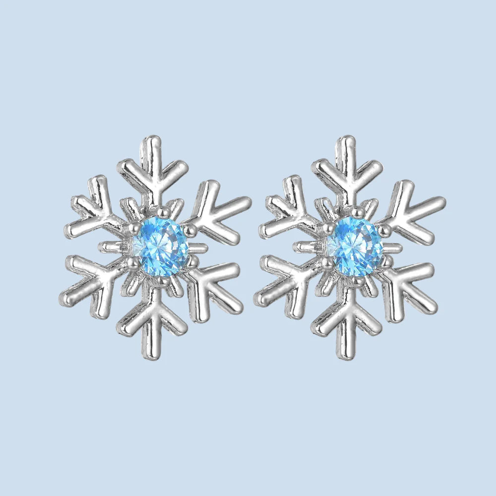 S925 silver flower stud earrings with a trendy, versatile design, featuring delicate floral details for elegant everyday wear.