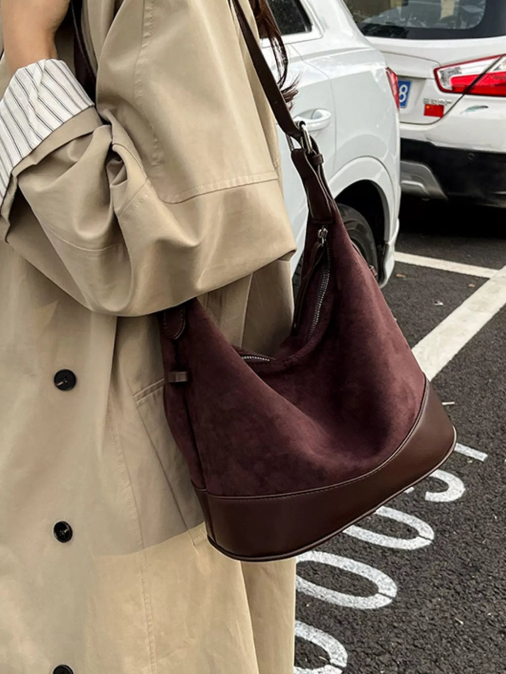Shopimist adjustable strap tote bag with large open main compartment and sturdy handles, perfect for everyday use.