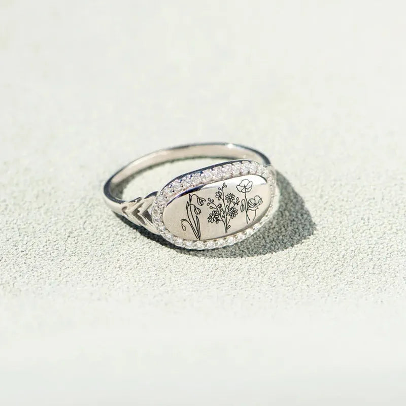 Flower epoxy gum oil inlaid zircon ring showcasing a floral design with sparkling zircon stones, crafted by Plush Fashion Hub.