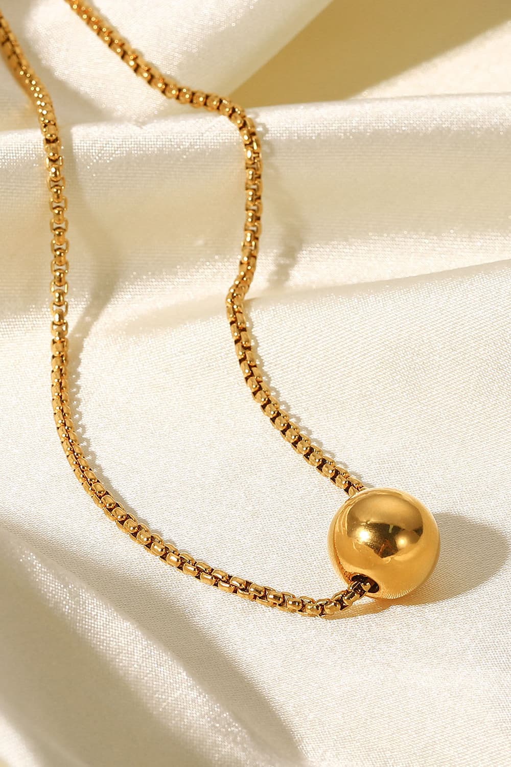 18K gold-plated round pendant necklace by Shopimist featuring a polished, elegant circular design on a delicate chain.
