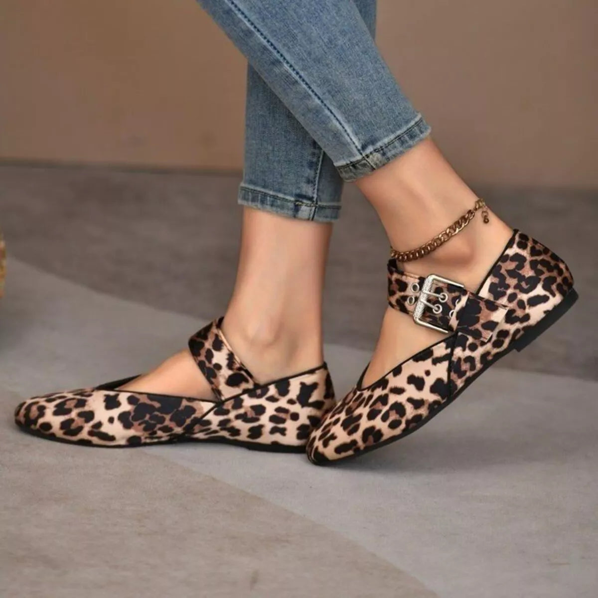 Shopimist round toe flats loafers featuring a sleek design and comfortable fit, perfect for casual or professional wear.