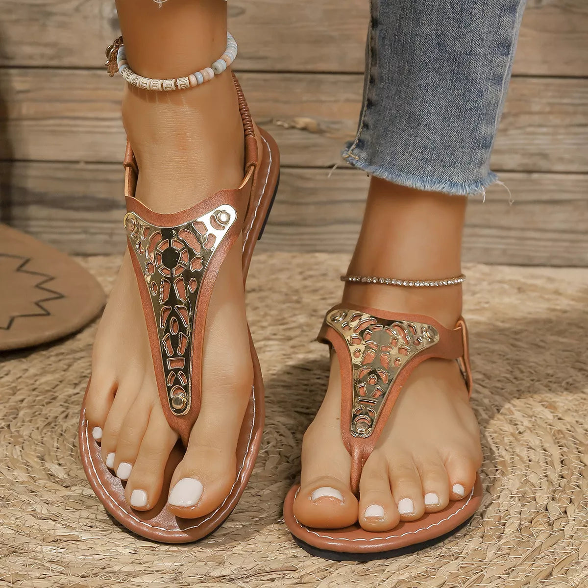 Shopimist toe post flats sandals with minimalist design, featuring slim straps and comfortable sole for casual wear.