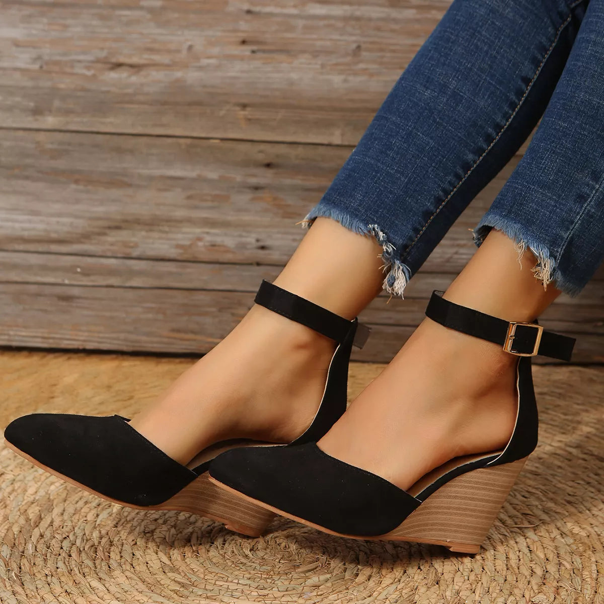 Shopimist point toe wedge sandals featuring a sleek design with a comfortable wedge heel and elegant pointed toe.