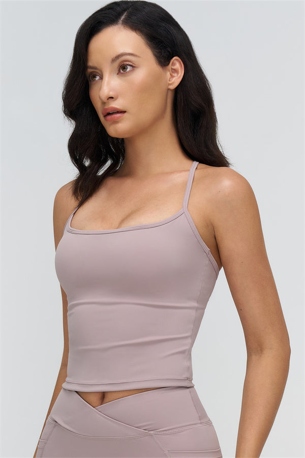 Fitglutes Activewear crop top and shorts 2-piece set, stylish gymwear with fitted crop top and matching shorts for workout or active wear.