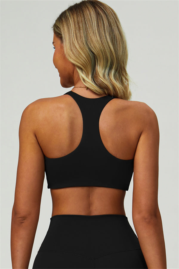 Fitglutes Activewear Seraphine sports bra and shorts 2-piece set, black gymwear with supportive sports bra and matching athletic shorts.