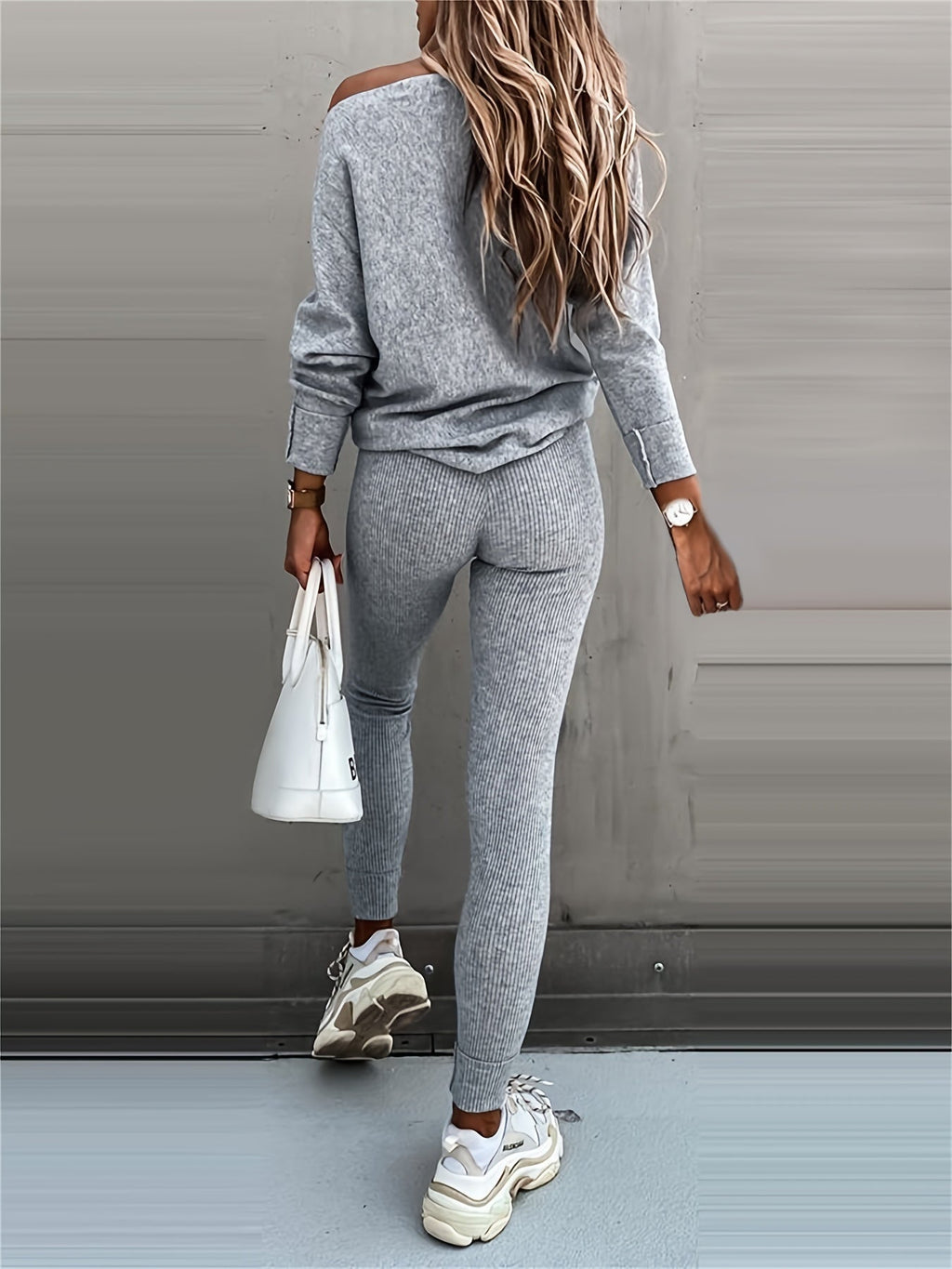 FitiqueFit long-sleeve pullover and high-waist drawstring pants two-piece set, cozy loungewear in neutral tones.