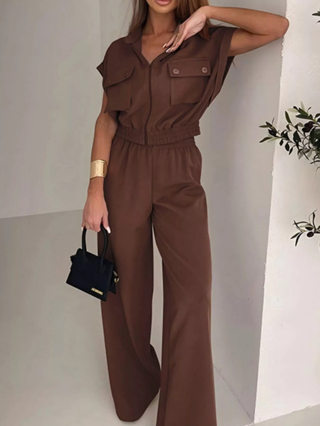 Shopimist cargo pocket zipper front jumpsuit with functional pockets and front zipper, made from comfortable, stylish fabric.