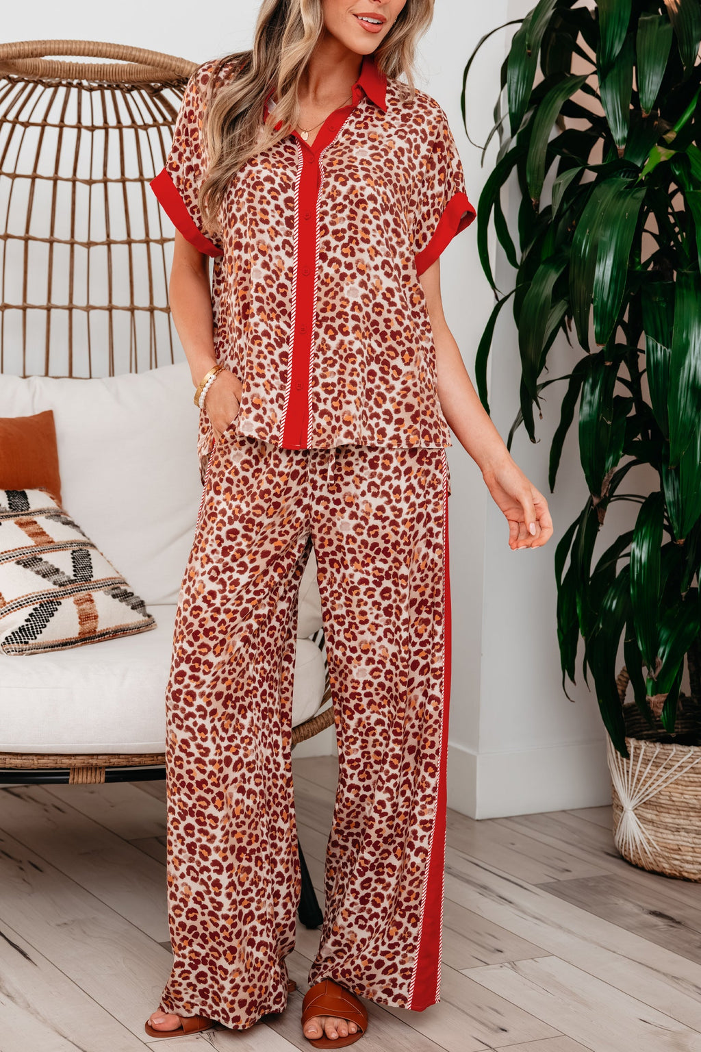 Nyla Contrast Lounge Set by Threaded Pear, stylish pant set with contrasting color panels, comfortable and trendy loungewear.