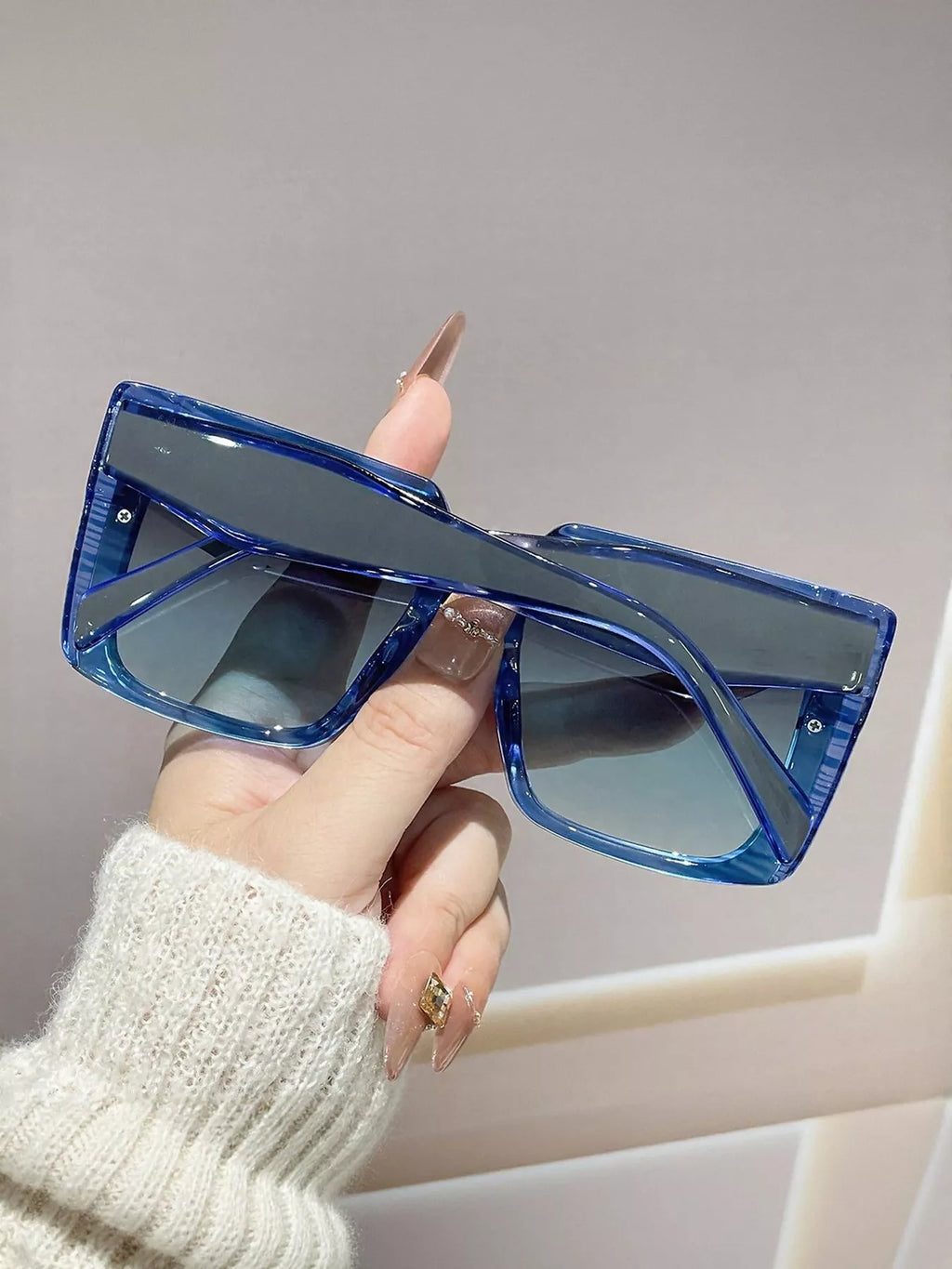 Oversized gradient square sunglasses with thick frame, trendy accessories by Trendsi, featuring stylish gradient lenses.